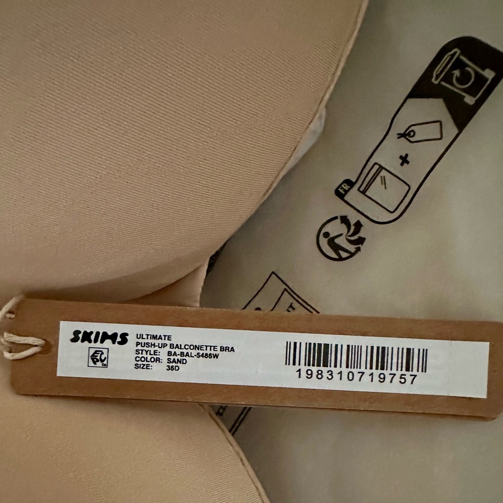 Skims Balconette Push-Up Bra 36D - Picture 5 of 7